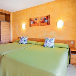 Habitación con 2 Camas Individuales